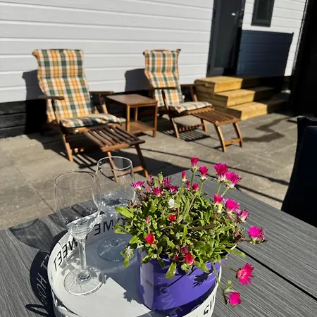 Prachtig Chalet Zonnestraal Campingplatz *